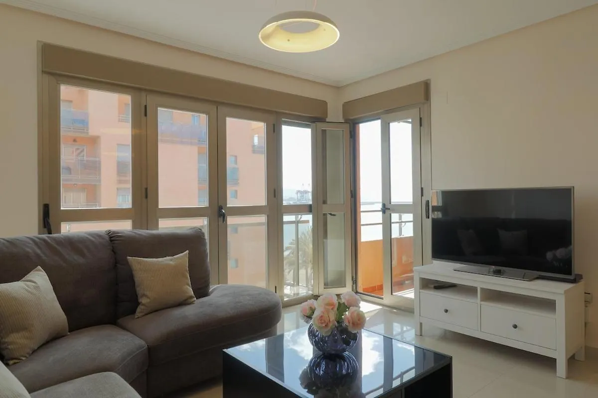 C68 - Seafront Malaga Central Apartment